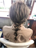 立体感ミルフィーユ編み下ろしアレンジCrea風、金箔を添えて