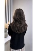 レイヤーカット×ハイライトカラー