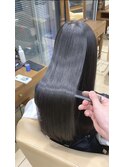 最高の艶感！縮毛矯正ストレート
