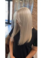 ジェニファー(Jennifer)&nbsp;【圧倒的透明感】ホワイトカラー