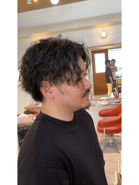 オトモベフ(OTOMO BeF) 三条メンズに人気！ツイストスパイラルで動きのある今時スタイル