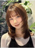 顔まわり×ミディアムレイヤー