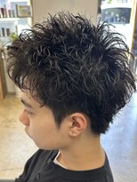 リット(lit.) MEN’S HAIR/サーフカール/刈り上げセンターパート/守谷