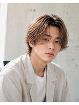 MEN's Baguz MEN'Sカット/ MEN'Sパーマ/ MEN'Sカラー 韓国ミディアム×フェザーパーマ×センターパートレイヤー