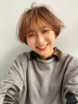 フィルムス 田町芝浦(FILMS) 黒髪/クラゲヘアー/オリーブグレー/小顔/ココアベージュ/田町