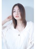 ナチュラルカラーで自然な仕上がり◎レイヤーミディアム
