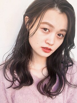 アンジェリカ(Angelica) オリーブカラー×ロングヘア