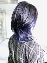 ロリム(RorriM)&nbsp;ウルフカット　インナーカラー　サファイアブルー ダブルカラー