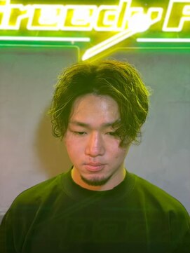 グリーディーフォックス 三軒茶屋(GreedyFOX) 波巻き/マッシュパーマ/ウルフ/ハイライト<理容室>三軒茶屋