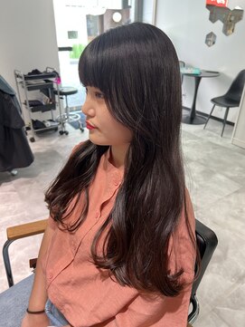 スミ(sumi) 顔周りレイヤー/レイヤーカット/20代30代40代◎岩田