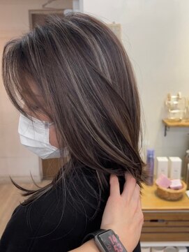 ラゴム 池袋(LAGOM) ナチュラルな大人ハイライト[池袋/髪質改善]