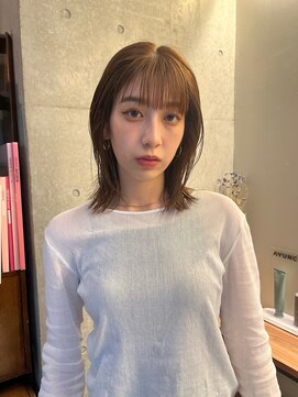 ナループロア ルームー(Nalu pu loa ROOMOO) レイヤーカット/アッシュカラー/アッシュブラウン