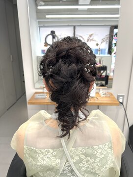 バルベストーキョーサウス(BARBES TOKYO SOUTH) ポニーテール風アップ【清板】