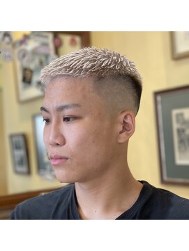 エルエー 近江八幡店(L.A) 店長【椛島】ハイトーンクロップスタイル