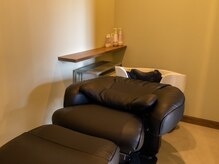 イッツブランニューバーバーショップ(IT's BRAND NEW BARBER SHOP)の雰囲気（スパメニューも充実で仕事後のご褒美にも♪）