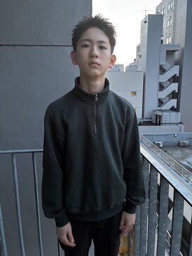 クロム トウキョウ ザ バーバーアルト 神保町店(CHROM TOKYO the Barber ALT) スパイキーショート