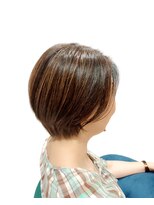 海月びより。 やわベージュ&ひし形シルエットショート☆