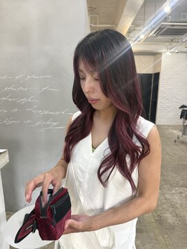 ヘアーワークスヴィクサス 諫早店(HAIR WORKS VIXUS) 【持永 早紀子】ブラック×ピンク アンブレラカラー
