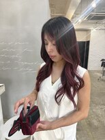 ヘアーワークスヴィクサス 諫早店(HAIR WORKS VIXUS) 【持永 早紀子】ブラック×ピンク アンブレラカラー