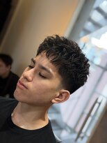 メグロバーバーショップロッポンギ 目黒六(MEGURO BARBER SHOP 6PPONGI) フレンチクロップ/テーパーフェード