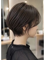 リアン アオヤマ(Liun Aoyama) 美シルエットショート/アッシュブラウン/30代/40代/50代
