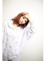 オーバーキャプテンネイキッド(OVER CAPTAIN NAKED)&nbsp;前髪なし＝伸ばしかけ＝毛先厚め＝立体ミディアム