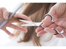 高い技術と待たせないサービスが人気！［髪質改善/縮毛矯正/インナーカラー/ダブルカラー/越谷美容室］