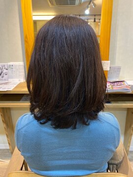 ラシック(La shic) 動きのあるセミロング