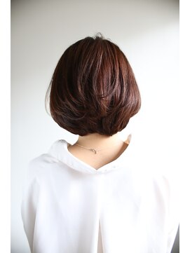 エピック(epic) epic hair 気品の香る大人のショートスタイル