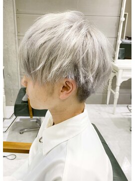 デイズ(days) イメチェンくびれショートカット グレージュカラー20代/30代40代