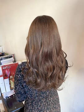 アカラ ヘアー(Akala Hair) 大人可愛いロングスタイル