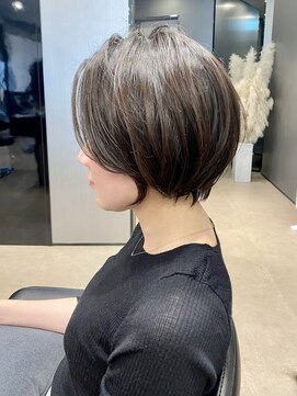 ハルキ ミナト ジャパン オオサカ(HARUKI MINATO japan OSAKA) 30代40代50代小顔似合わせカットくびレイヤーエモージュ大人可愛