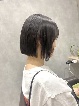 トマト(TOMTO) 【RYOHEI】切りっぱなしボブ_黒髪ボブ_髪質改善ストレート