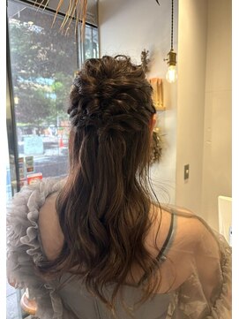 リタ(rita.) 小辻 ハーフアップ☆