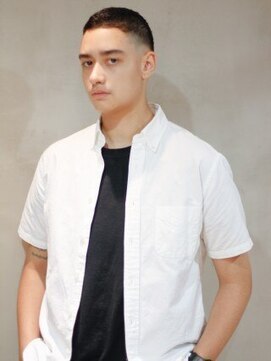 クィーンズガーデンバイケーツーギンザ(QUEEN’S GARDEN by K two GINZA) [K-two銀座]MEN'S HAIRナチュラルストリートヘア　ツーブロック