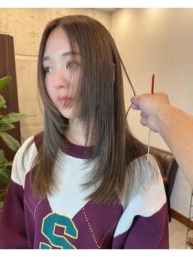 アンバー(AMBER) オリーブカラー