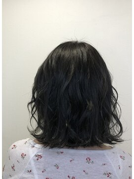 ジーナ 横浜(Zina) ダークトーンカラー