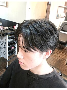 美容室 ブラウン(Brown)の写真/【メンズ歓迎】韓国風カットでオン・オフ問わず決まる◎フェザーパーマが人気!髪質改善で持ちもよくなる!