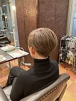 シャンプーボーイ 佐賀(SHAMPOO BOY)&nbsp;ショートカットと相性が良い白髪ぼかしカラー【佐賀美容室】