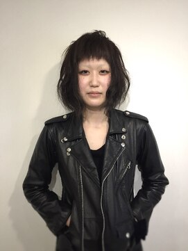 プランクスター(prankster) ［prankster］前下がりのくしゅくしゅレイヤースタイル