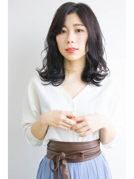 ヘアーアンドエステティック ヴェリス(hair&esthetic Velis) 【Velis】セミウェットな大人かわいいInRed系黒髪セミロング♪