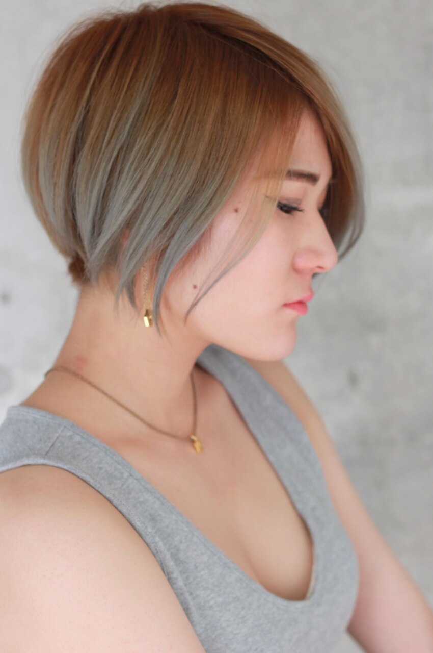 ハイ透明感×グラデーションカラー×クールショートボブ：L005598577