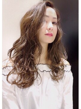 ヴェジールヘアデザイン(Vezir hair design) 海外セレブ風クセ毛ウェーブ