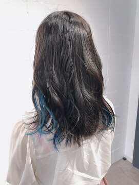 シェル 国分寺(shell) 隠れ猪之助！ブルーのインナーカラー♪