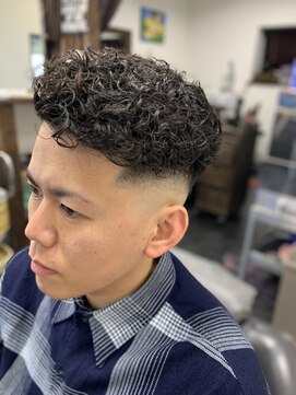 カットアンドスパ ミソノ(cut and spa MISONO) スキンフェード