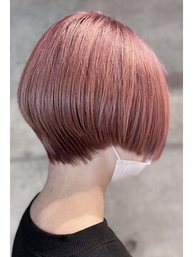 ポット バイ クレドガーデン 大宮東口店(pote by CRED GARDEN) 透明感/ピンクカラー/前下がりショート/ハイトーン/ショートボブ