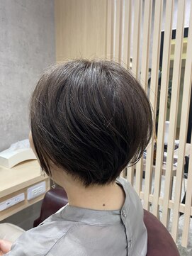 オーヌーヴェル(Eau Nouvelle) 大人のショートスタイル