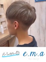 エマヘアデザイン(e.m.a Hair design) ベージュカラー