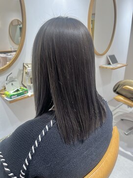 ゴカン(Gokan) グレージュ