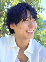 ノイ(noi) センターパートニュアンスパーマツーブロックメンズマッシュ